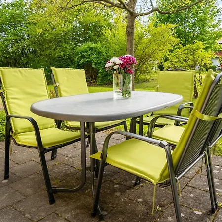 Rugana - Budget Mit 2 Schlafzimmern Und Terrasse A26 شقة *